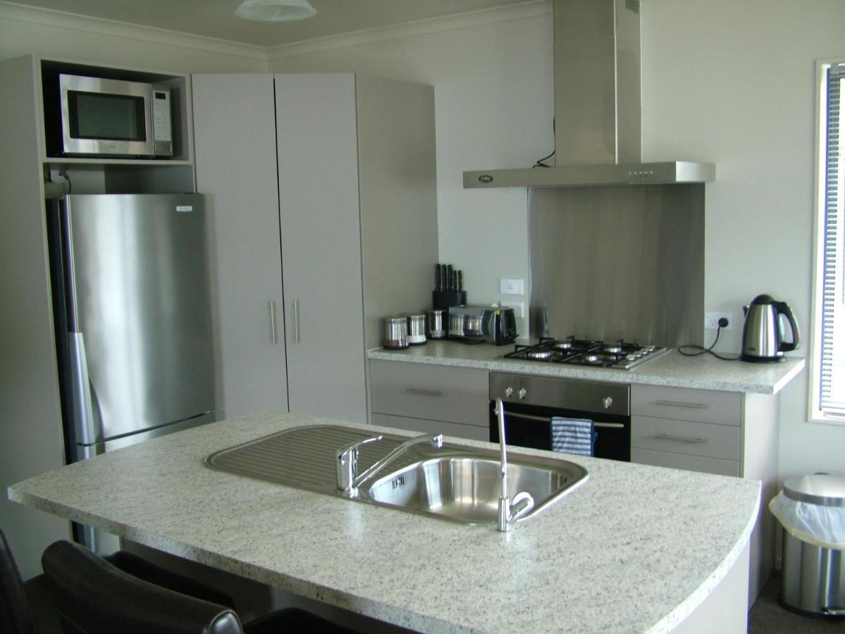 Lawrence Townhouse Accommodation Екстериор снимка